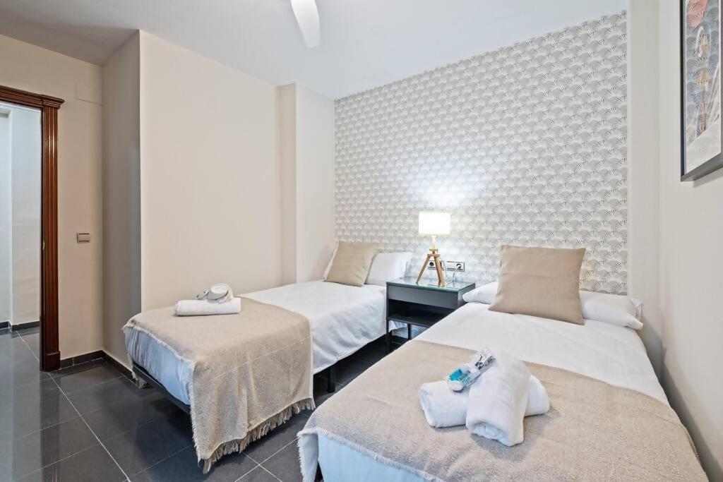 Apartamento Piso En Atarazanas Málaga Exterior foto