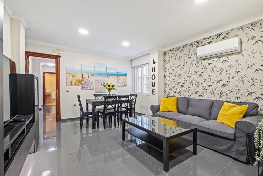 Apartamento Piso En Atarazanas Málaga Exterior foto